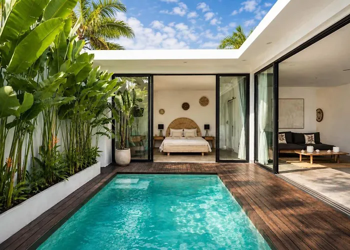 ヴィラ Reif 2 Canggu, Luxury Poolvilla, 2 Bedrooms, 100m2, Near Beach, & Quiet Location